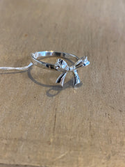 Some Sterling Silver Bow Ring 369