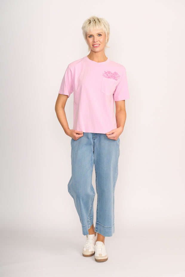 Memo Rose Bouquet Patch Pocket Tee TP14311
