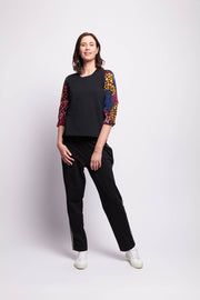 Memo Gathered Sleeve Top in Roar / Black TP14349