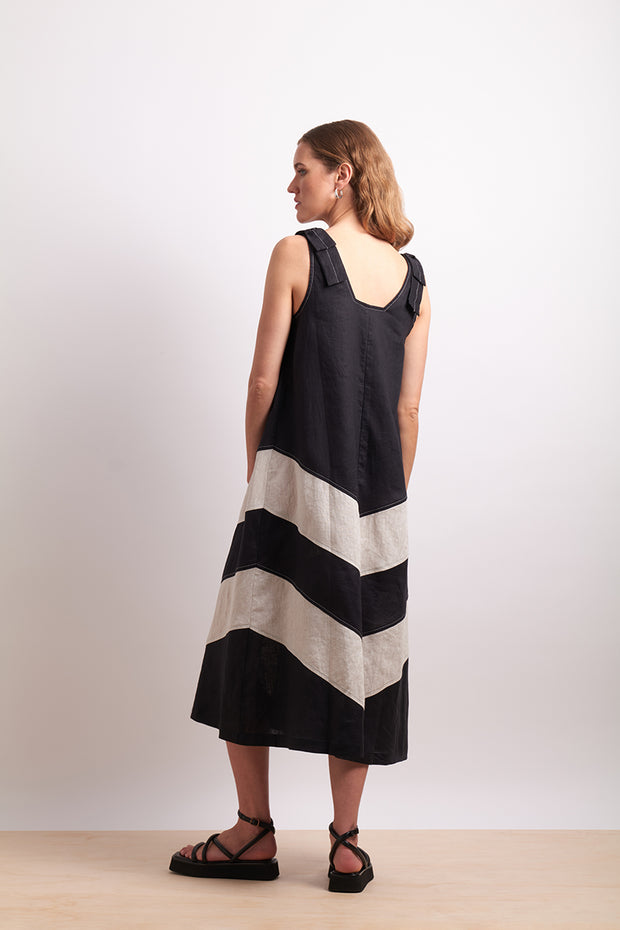 Neris The Mixer Dress 2781