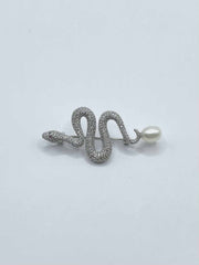 Some Diamante Snake with Pearl Brooch 146