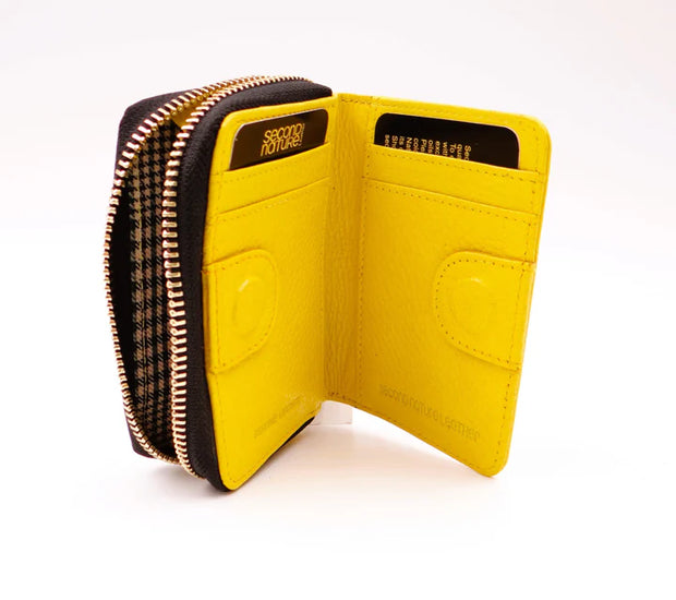 Second Nature Leather Medium Coin & Card Wallet C011