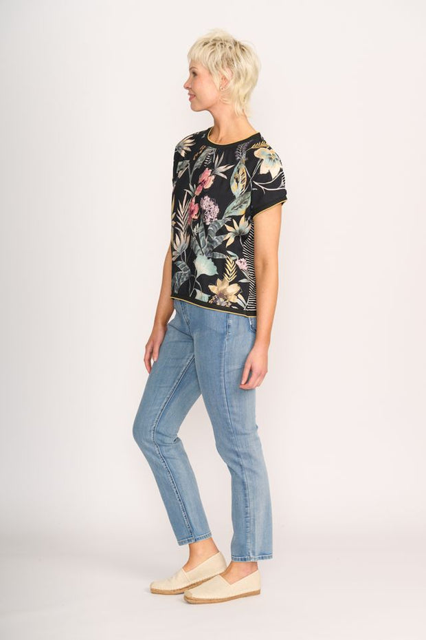 Memo Botanical Knit Back, Round Neck Top TP11335