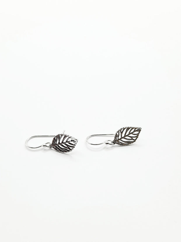 Some Sterling Little Leaf Earrings 542