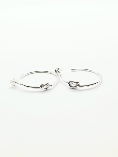 Some Sterling Silver 3/4 Knot Earrings 640
