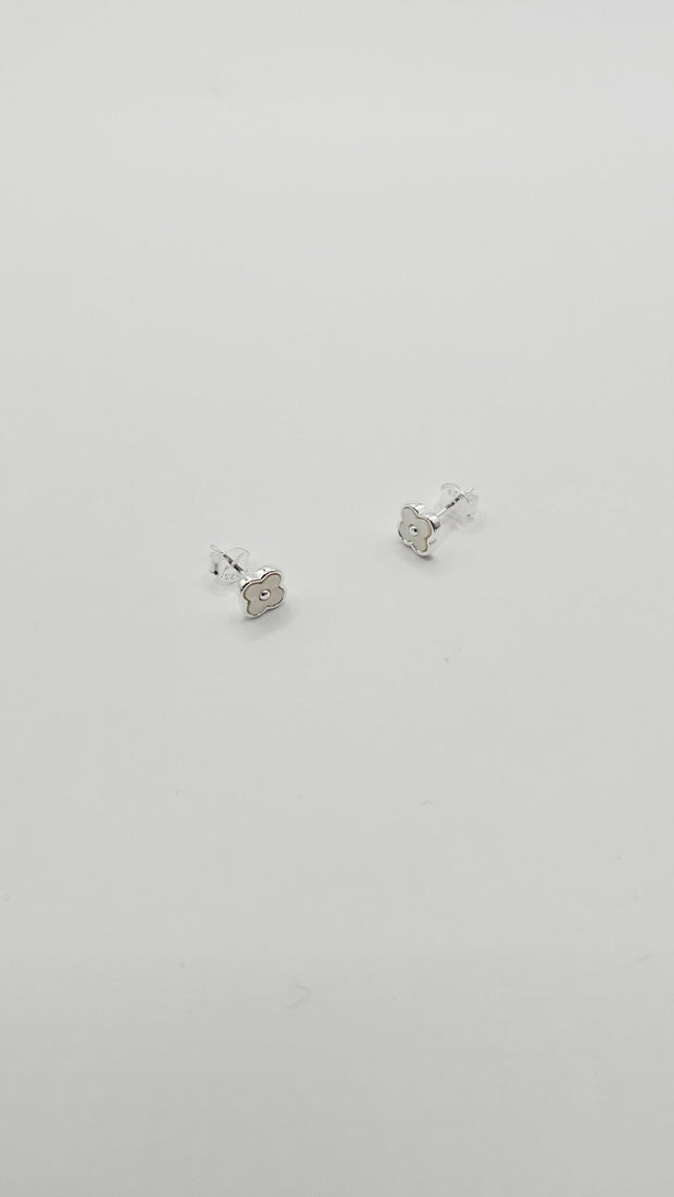 Some Sterling Silver Dot White Blossom Stud Earrings 994