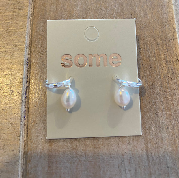 Some Sterling Silver Fresh Water Pearl Huggie Earrings 986