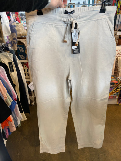 Vassalli 5791A 7/8 Length Slim Leg Elastic Waist Pants