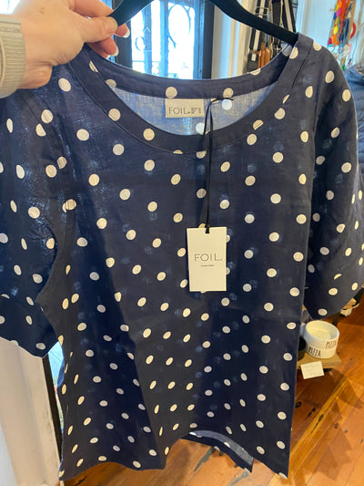 Foil Navy Spot Pleat Back Top Linen TP14551