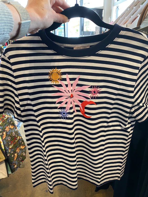 OH Three Stripe and Applique T-Shirt in Navy White Quirky TP14168