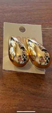 Some Big Gold Tear Earrings 580