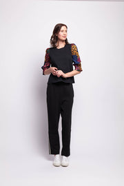 Memo Gathered Sleeve Top in Roar / Black TP14349