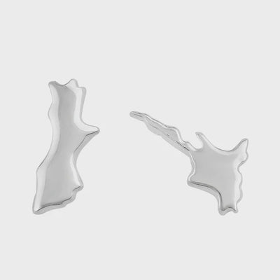 Little Taonga Sterling Silver Map Stud Earrings in Box JP15