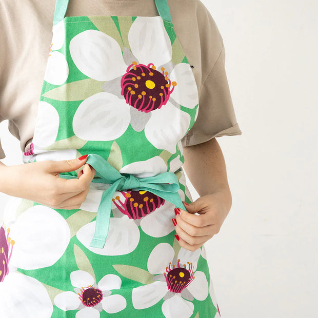 100% NZ Bright Botanical Apron
