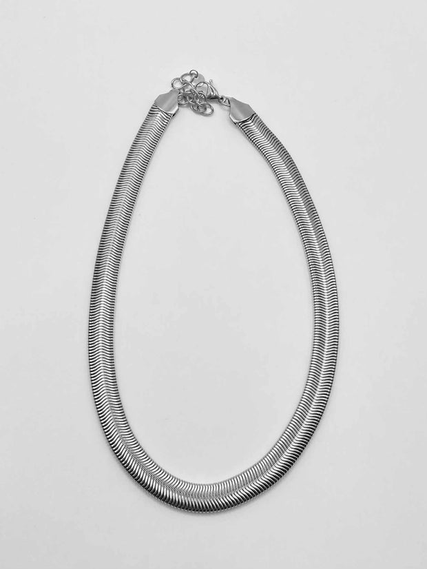 Some Thick Silver Coloured Snake Necklace 134