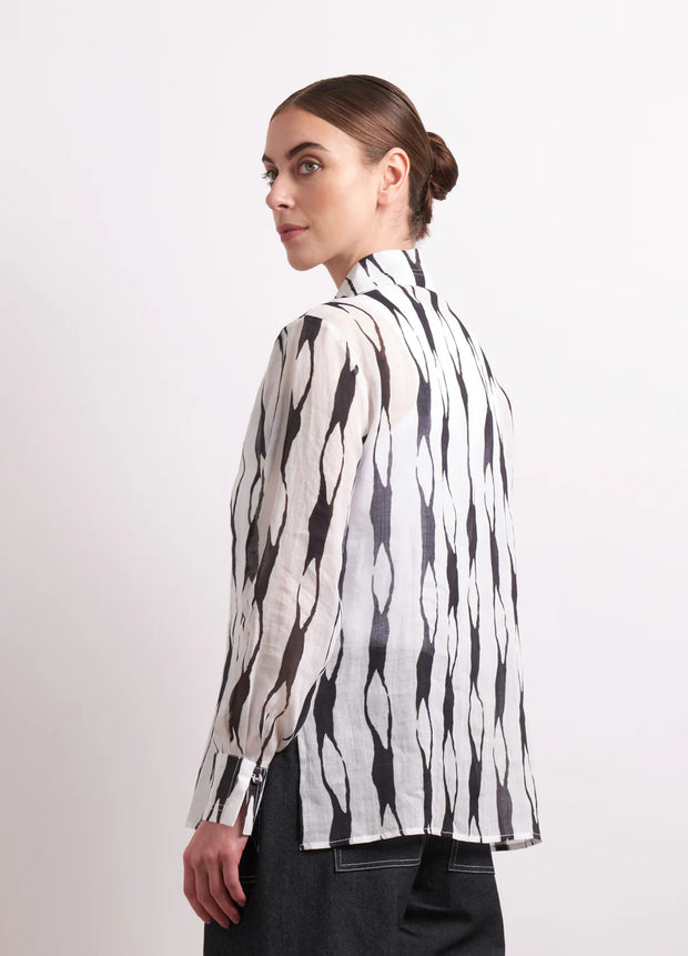 Neris Soft Focus Shirt in Liquorice 2812