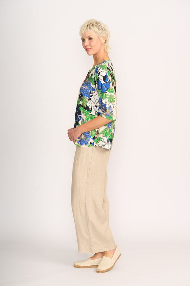 Foil Pintuck Scoop Hem Top in Floral Delight TP14603