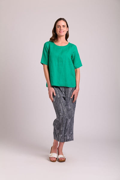 OH Three Easy Fit Pleat Back Linen Top in Green TP13790