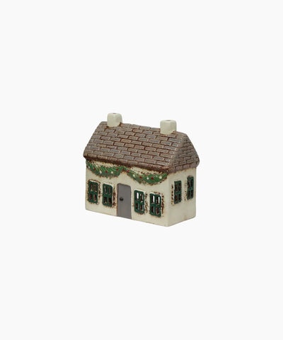 Alsace Christmas Tea Light Cottage with Swag  YA0085