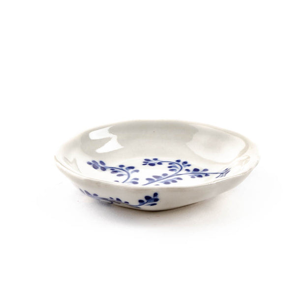 Trade Aid White Dish with Blue Fern 28.02.123